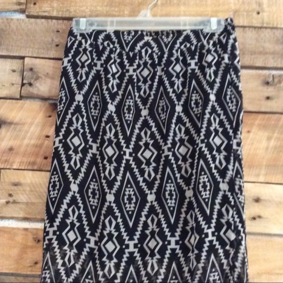 Aztec Print Maxi Skirt - Picture 2 of 5